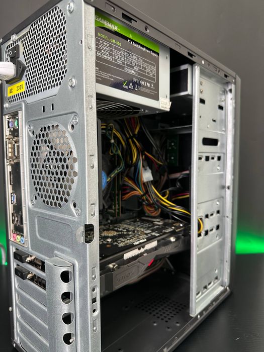Ігровий ПК Core i3-8100 RX 570 8GB DDR4