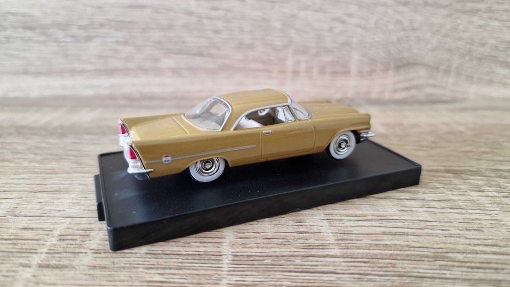 Chrysler 300C «1957« 1:64