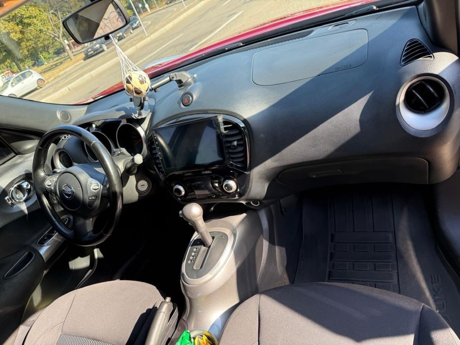 Nissan Juke 2017  1,6 двигун