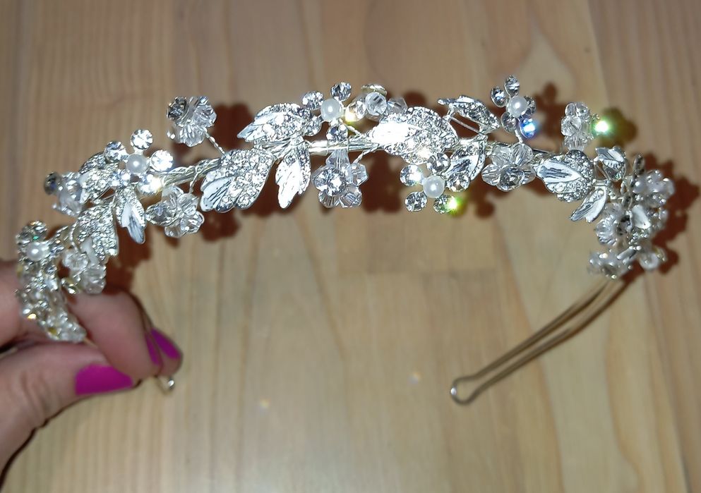 Nowa opaska na włosy ślubna, z kryształkami, elegancka, srebrna