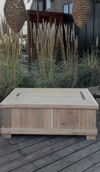 Stolik kawowy / skrzynia , lity dąb