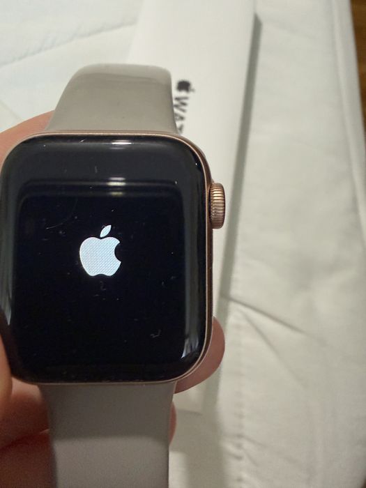 Apple Watch SE 2020