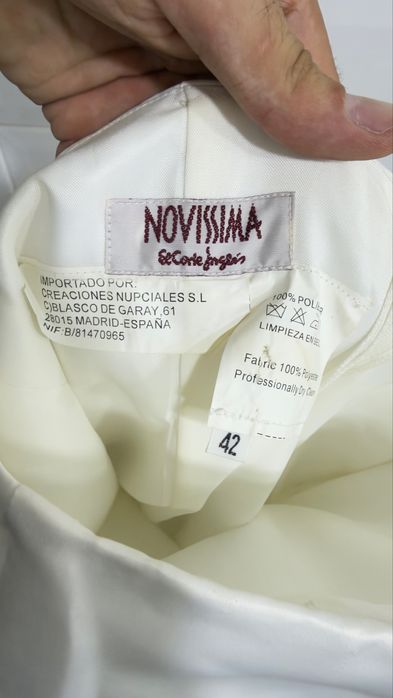 Vestido de noiva novo com casaco
