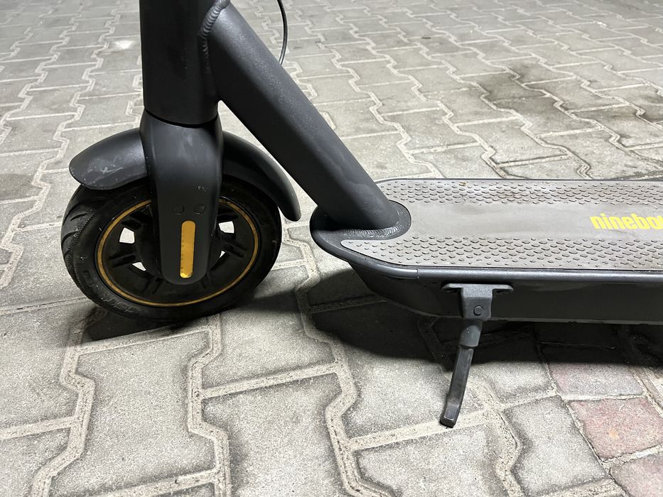 Hulajnoga elektryczna Hulajnoga Ninebot Max G30 Segway