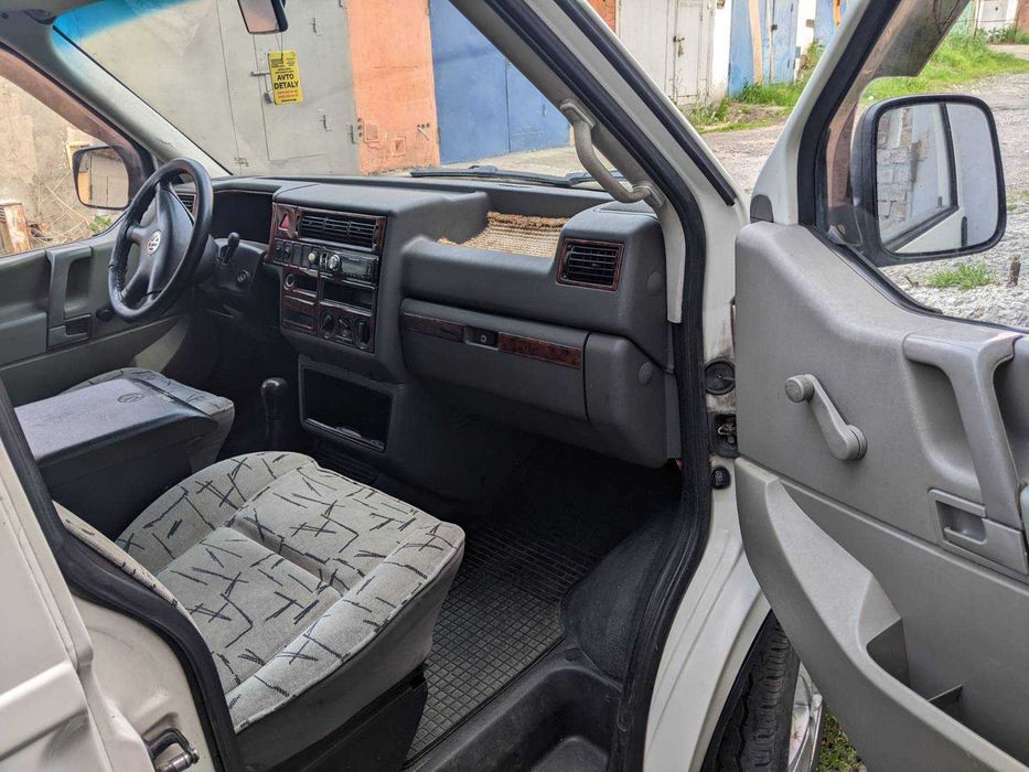 Volkswagen Transporter 2001 VIN WV1ZZZ70Z1X069122 фото оголошення 5 з 10