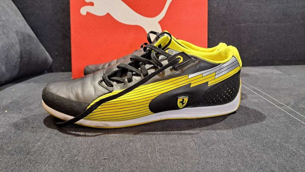 Кросівки Puma Ferrari - чоловічі - розмір 41-42