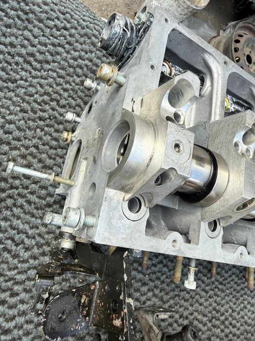 Головка блоку циліндрів 1.9 TDI VW Audi  ГБЦ 1.9 TDI Volkswagen Audi