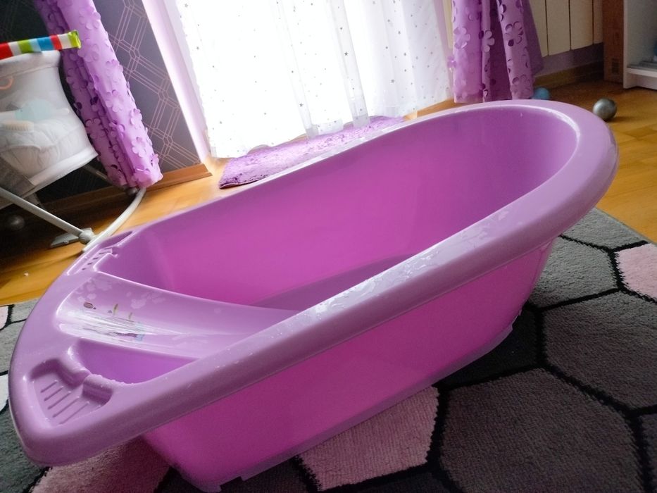 Wanienka dla dziecka noworodek niemowlak na stelazu