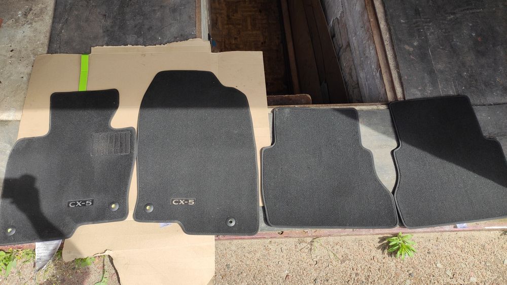 Килимки коврики оригінальні  mazda cx5 2022