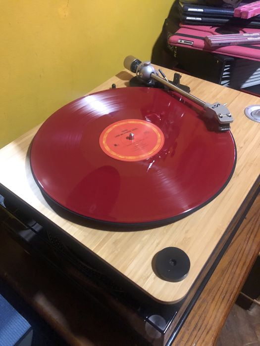 Gira discos como novo