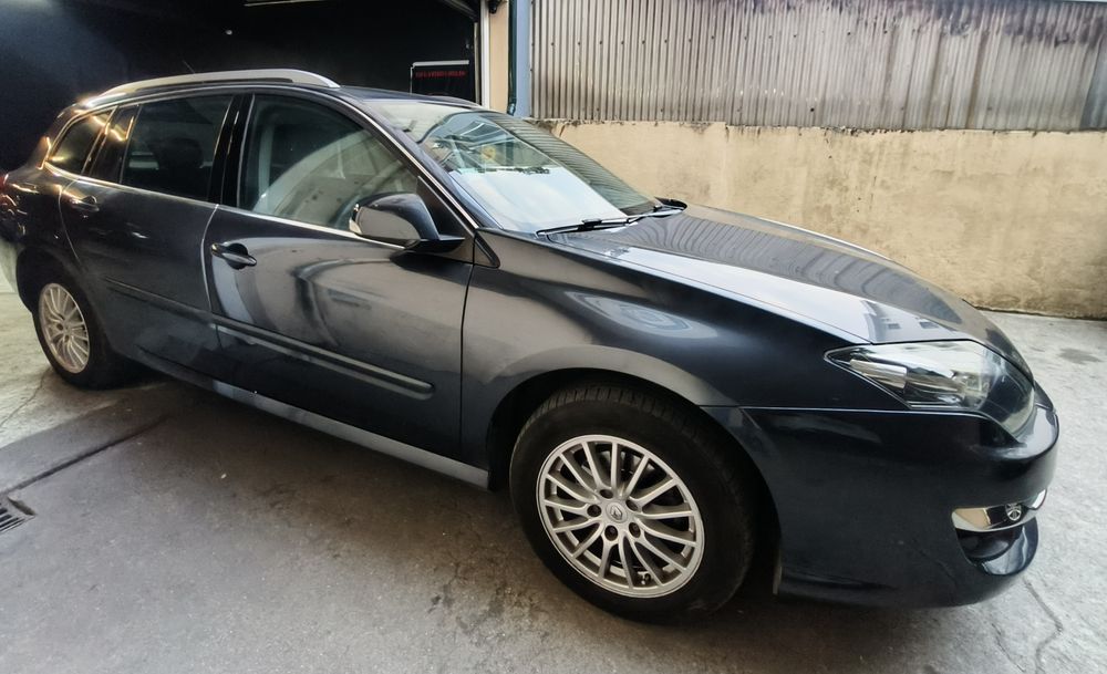 Renault Laguna Break 1.5dci Luxe Previlege ano 2011