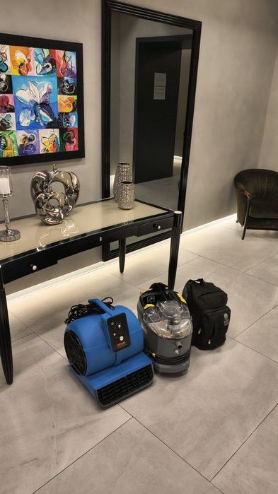 Аренда /Прокат моющего пылесоса Karcher Puzzi 8/1