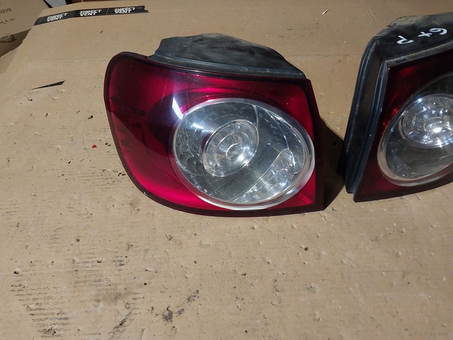 Golf V 5 plus  +  vw volkswagen tylna lampa prawa lewa tył duża led
