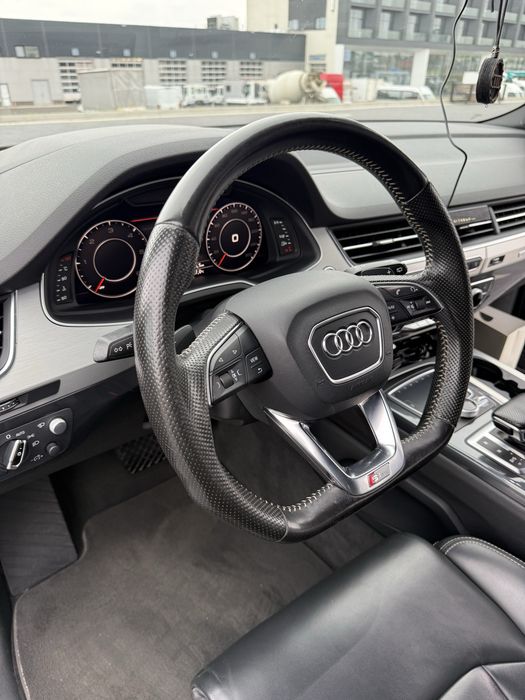 AUDI Q7 3,0 TDI 2015p.