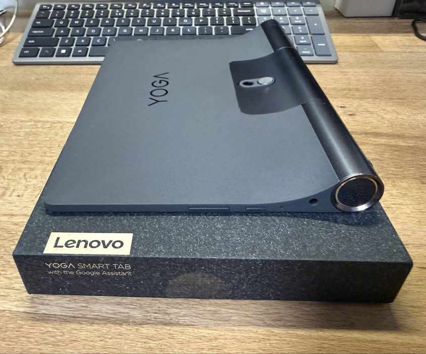 Lenovo yoga smart tab LTE