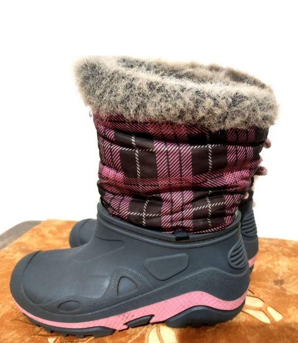 Продам сноутбуси  29/30 рр. Walkmaxx