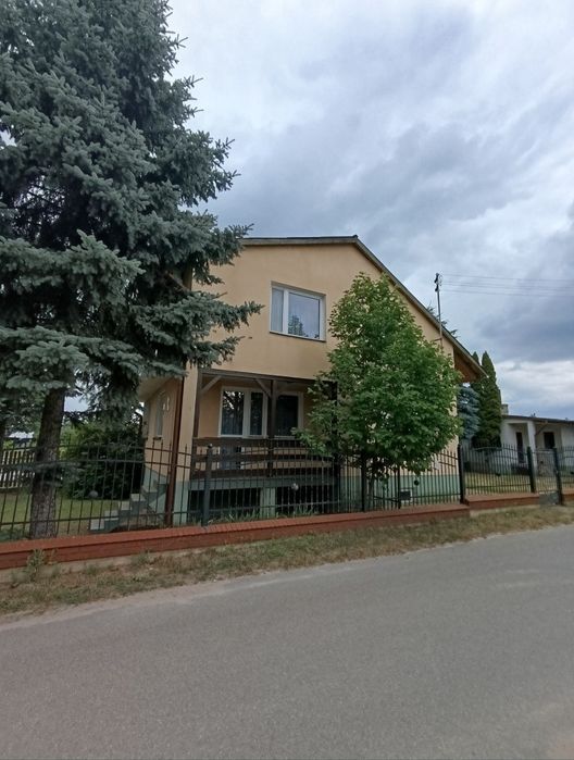 Dom 115 m² plus domek letniskowy na działce pod lasem