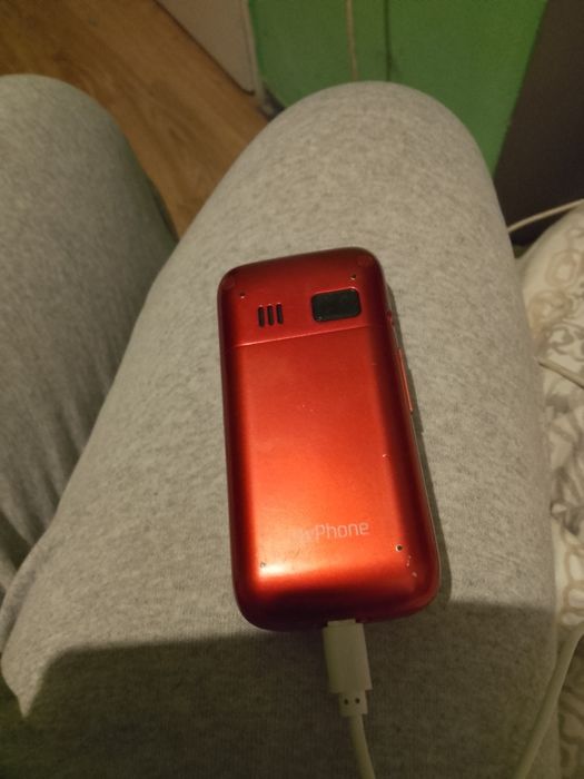 Telefony komurkowe