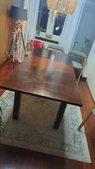 Stol rozkladany drewniany. Lite drewno