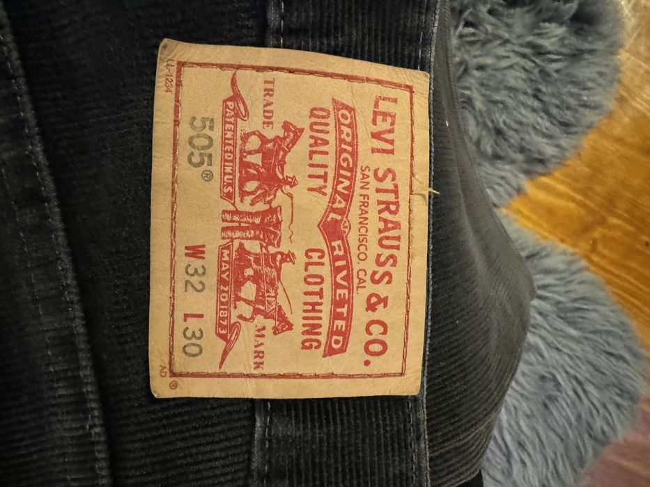 Calças pretas bombazina Levi’s