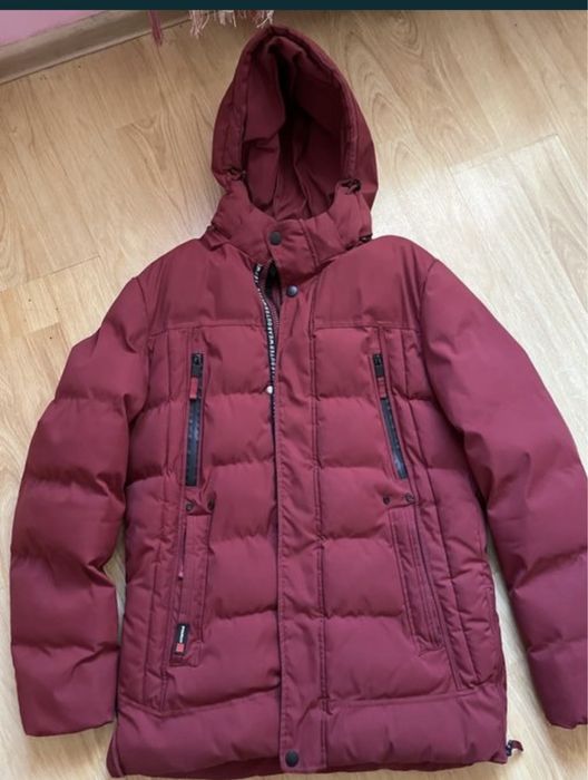 Тепла зимова куртка