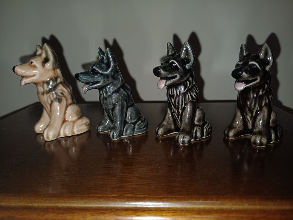 Figurka pies  4szt Owczarek Niemiecki   Kuka Wojciech Rydz PRL