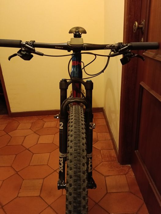 Bicicleta BH Carbon Race