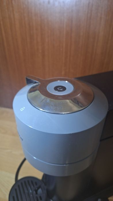 Кавоварка капсульна, Nespresso Vertuo Nextвід  Delonghi,ідеальний стан