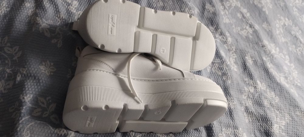 Buty Nessi rozmiar 38