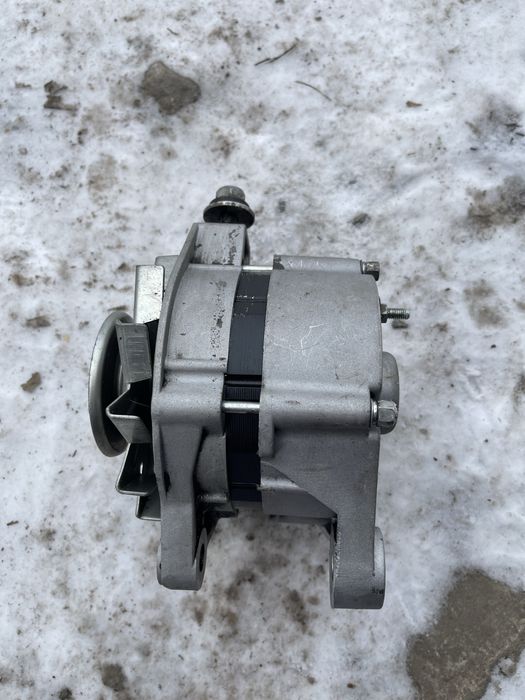 Продам генератор ваз