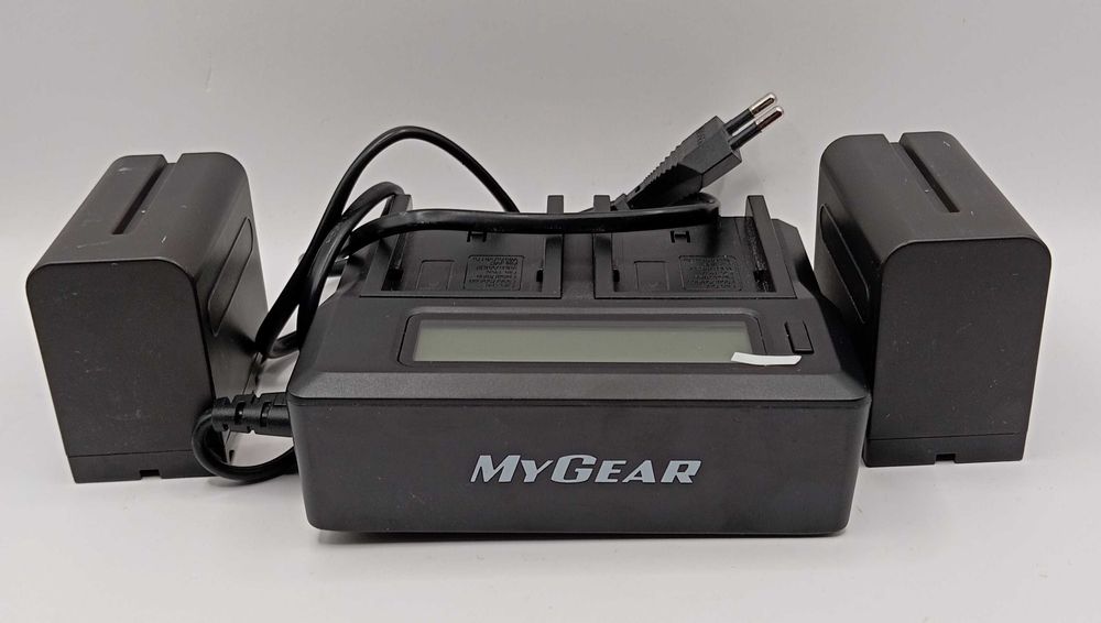 Carregador de Mesa Duplo com LCD para Baterias