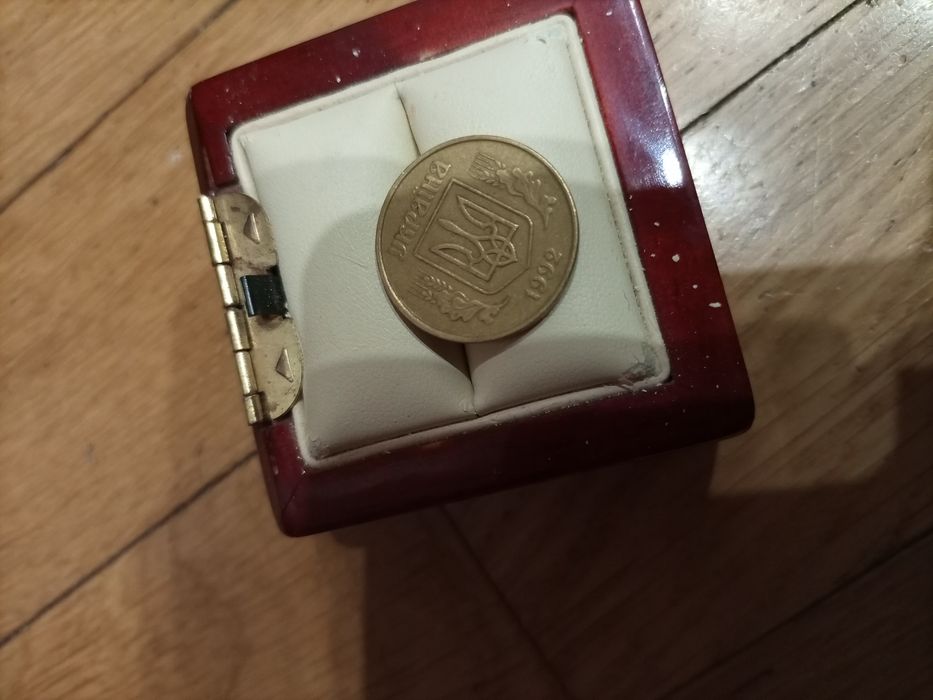Продам монету номіналом 50 коп.1992 року