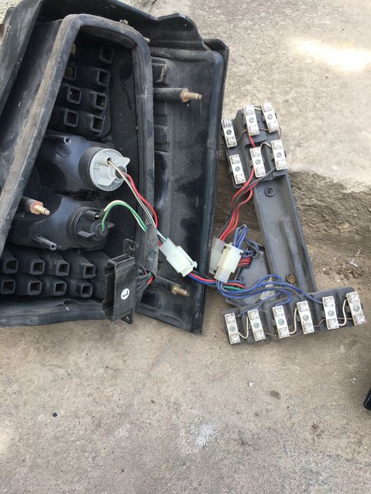 Задні стопи гольф4