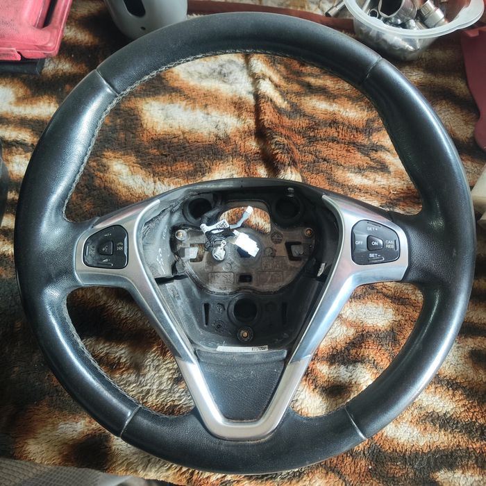 Ford Ecosport Kierownica Multifunkcja