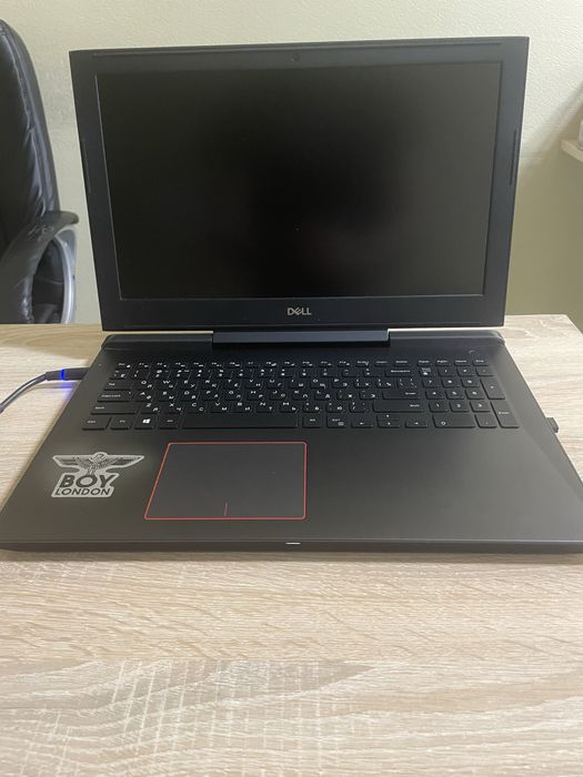 Dell inspirion 15 (7577)