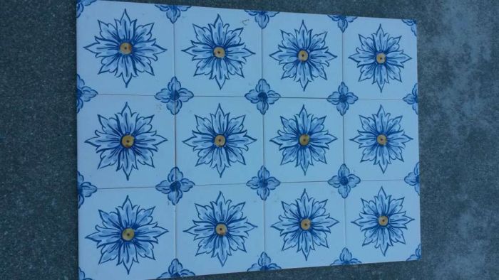 Azulejos pintados à mão, últimas peças