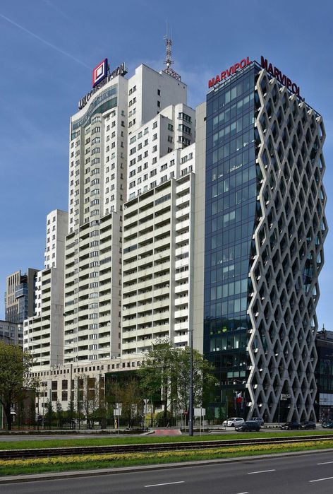 Apartament w centrum Warszawy z Darmowym Parkingiem