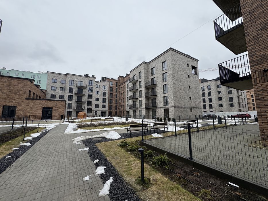 Продаж 3К Квартири 93 м2 Власне ПАТІО 64м2 ЖК WAWEL
