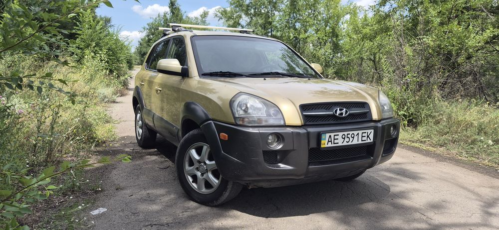 Hyundai tucson 2.7