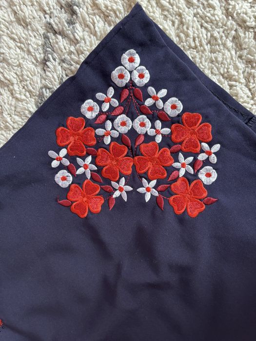 Вишита спідниця з поясом