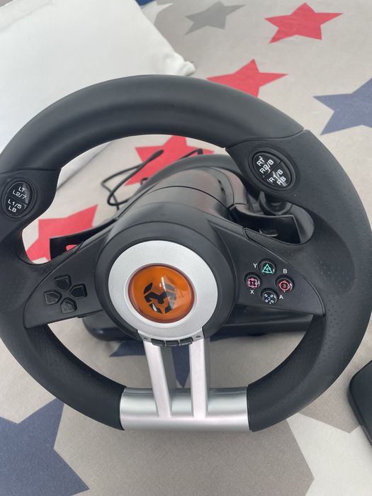 Volante + Pedais KROM K-Wheel (Multiplataforma - Preto)