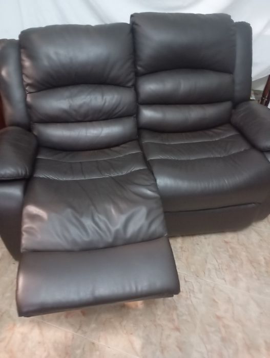 Sofá em pele sintética relax