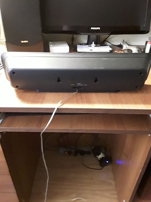 PHILIPS  cs3565 центральна колонка 4 om  системи 5,1.