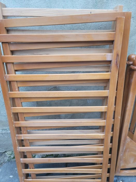 Кроватка детская деревянная