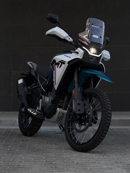 CFMOTO 450 MT - Como Nova!