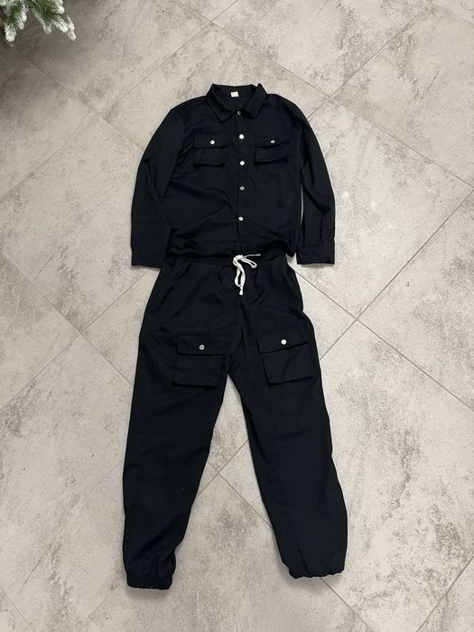 Класичний костюм! Розмір м