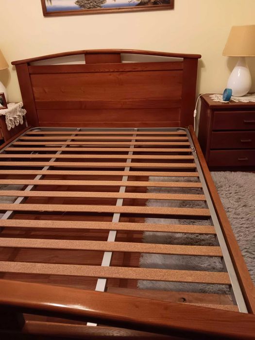 Cama de casal cerejeira 195x145 com estrado