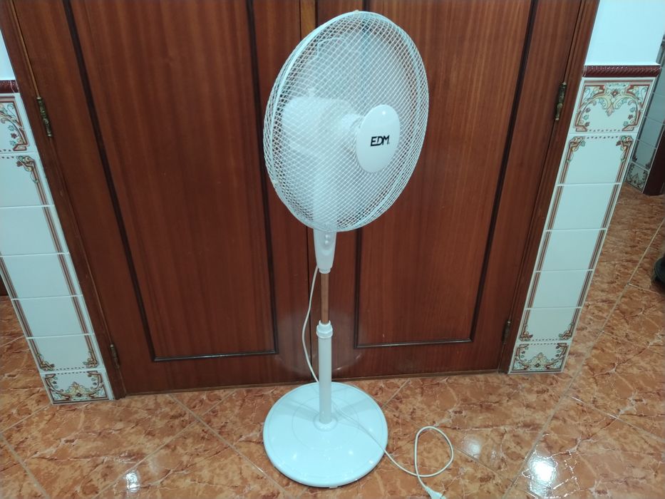 Ventoinha ventilador de pé alto ar condicionado casa quarto apartamento vivenda escritório gabinete carro cozinha.