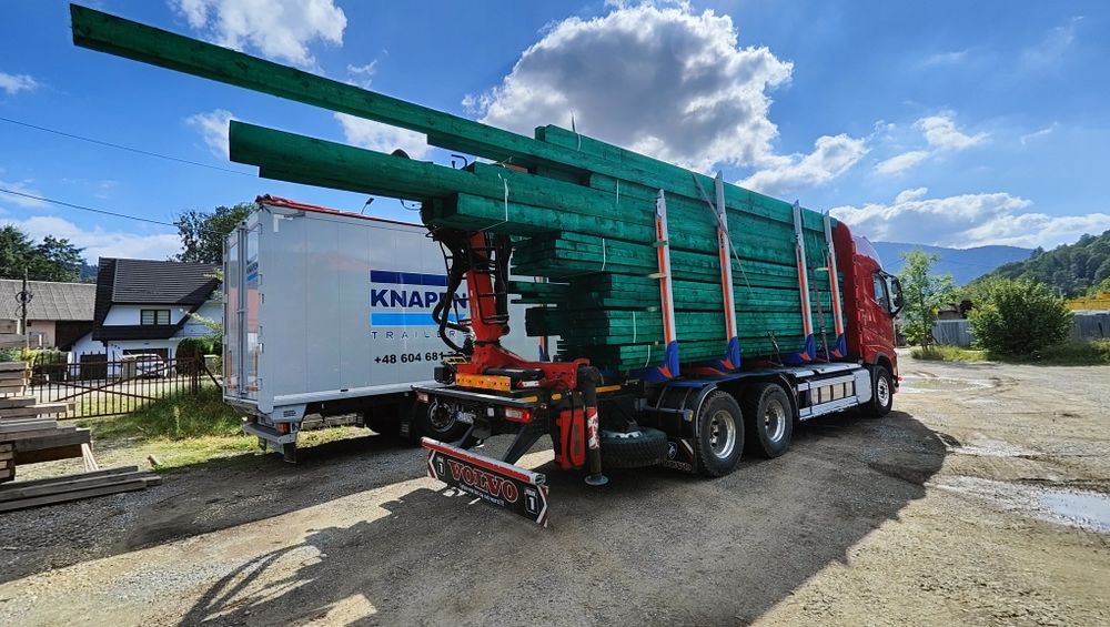 Więźba drewno deski stemple budowlane