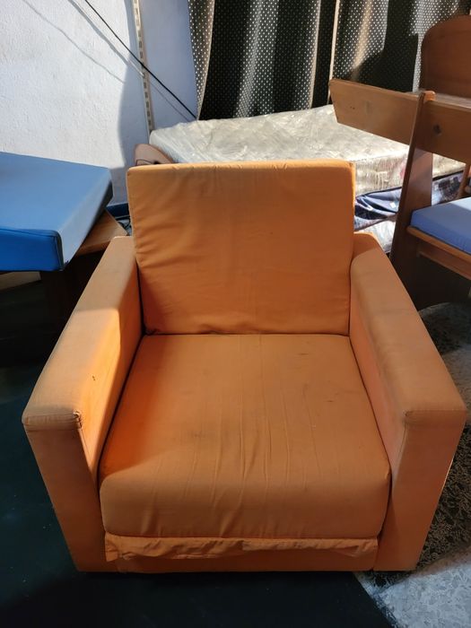 Cadeirao cama laranja